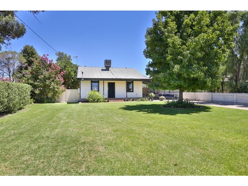 17 Tambo Road, Red Cliffs VIC 3496