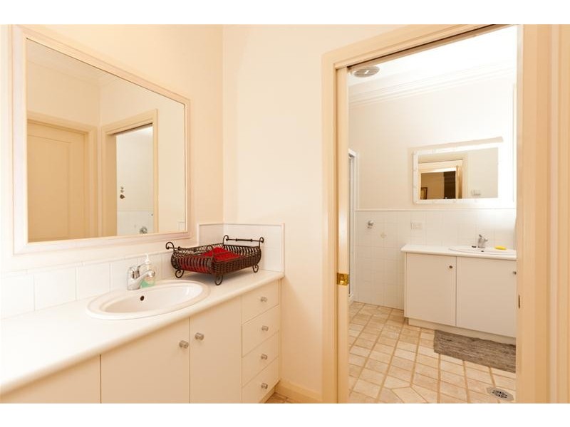 8 Riverview Rise, Gol Gol NSW 2738