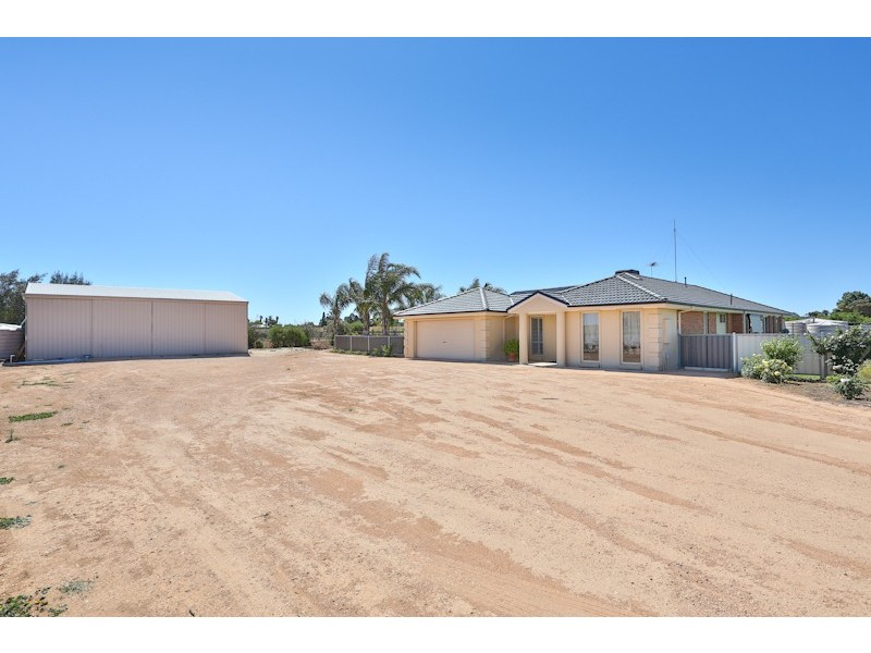 264 Coorong Avenue, Irymple VIC 3498