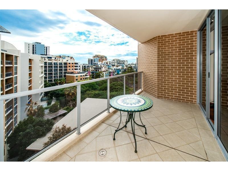 332/9 Crystal Street, Waterloo NSW 2017