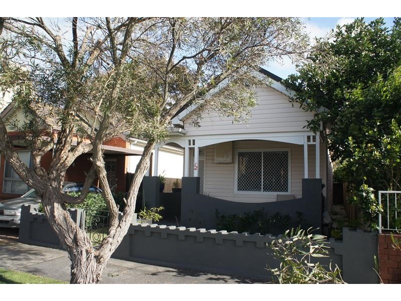 12 Hicks Avenue, Mascot NSW 2020