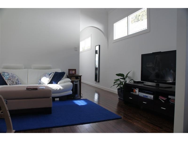 12 Hicks Avenue, Mascot NSW 2020