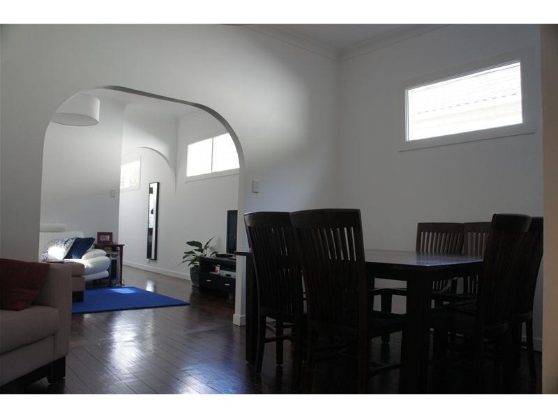 12 Hicks Avenue, Mascot NSW 2020