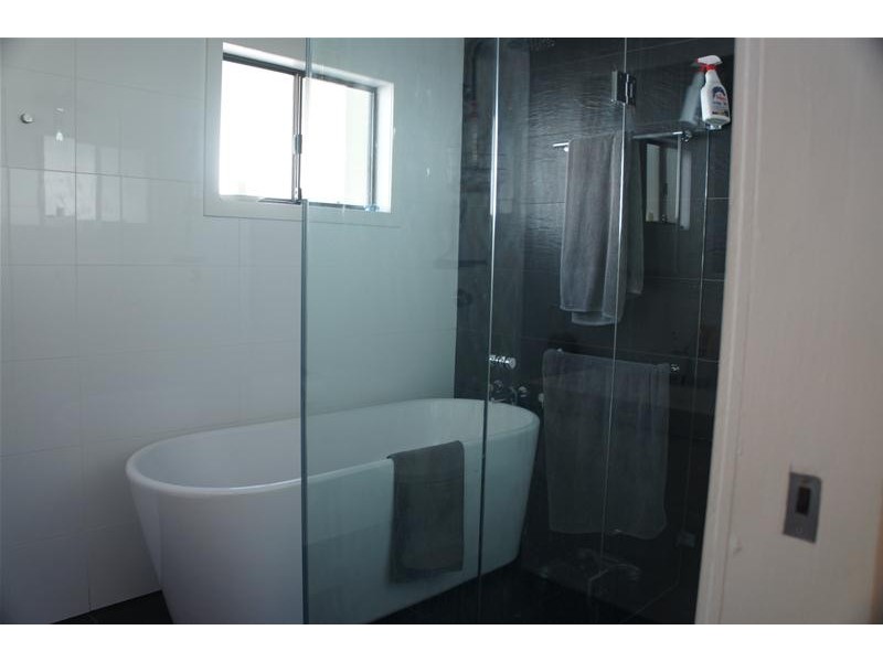 12 Hicks Avenue, Mascot NSW 2020