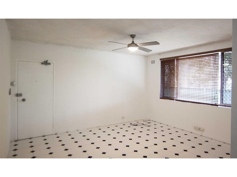 1/4 Flack Avenue, Hillsdale NSW 2036