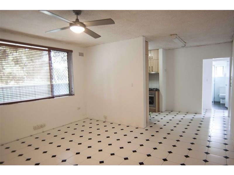 1/4 Flack Avenue, Hillsdale NSW 2036