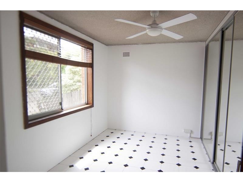 1/4 Flack Avenue, Hillsdale NSW 2036