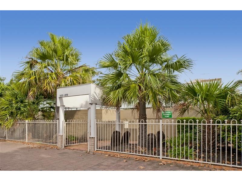 10/8 Macintosh Street, Mascot NSW 2020