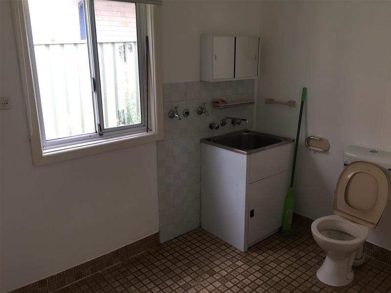 100 Little Bay Road, Chifley NSW 2036