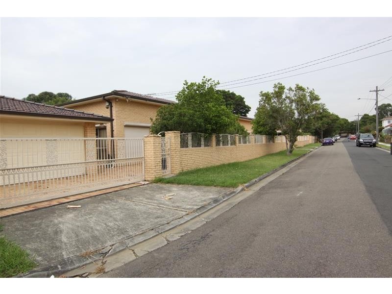 2,4,6,8 & 10 Turon Avenue, Kingsgrove NSW 2208