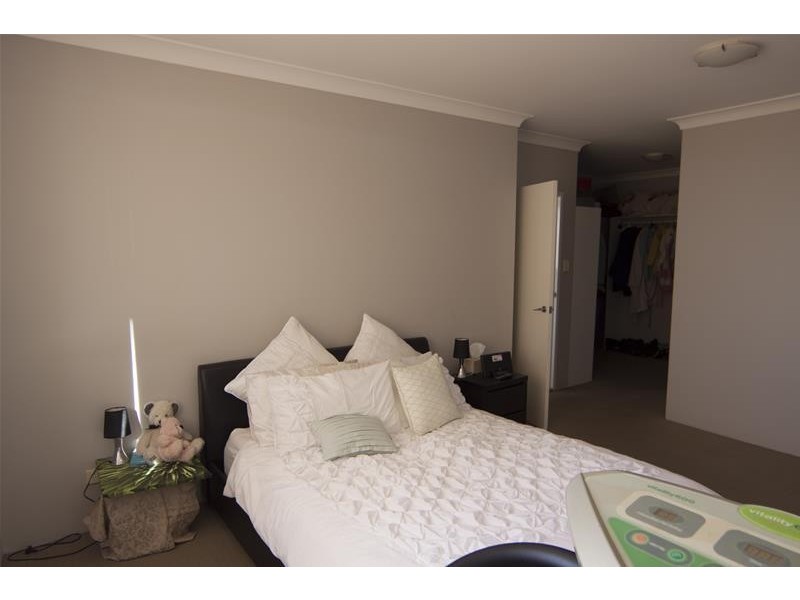 30/41 Woodhouse Drive, Ambarvale NSW 2560