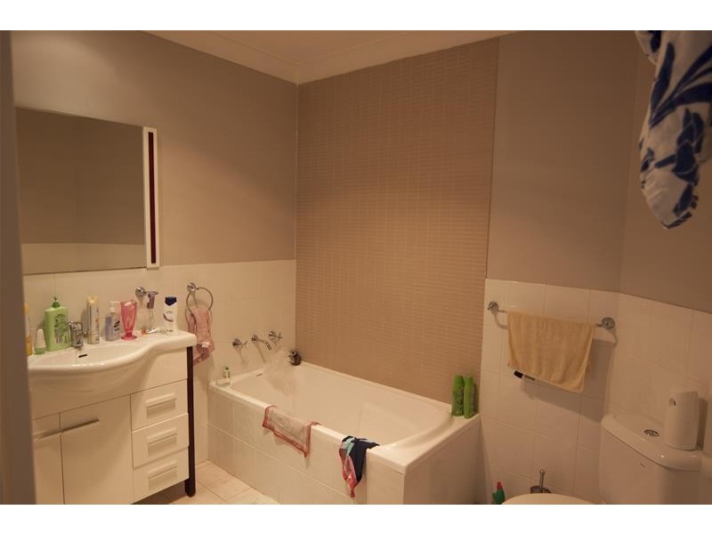 30/41 Woodhouse Drive, Ambarvale NSW 2560