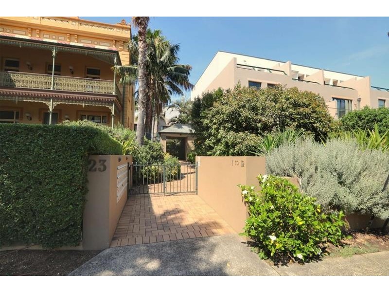 2/23 Anniversary Street, Botany NSW 2019