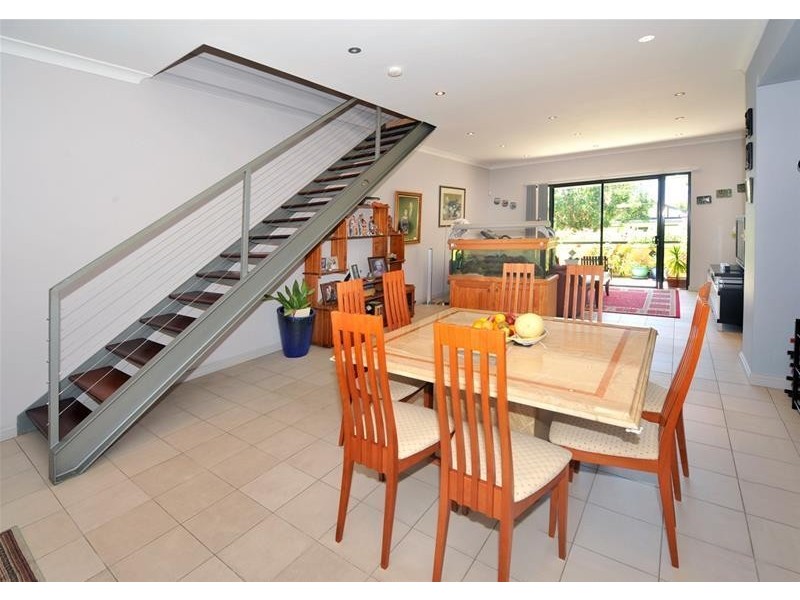 2/23 Anniversary Street, Botany NSW 2019