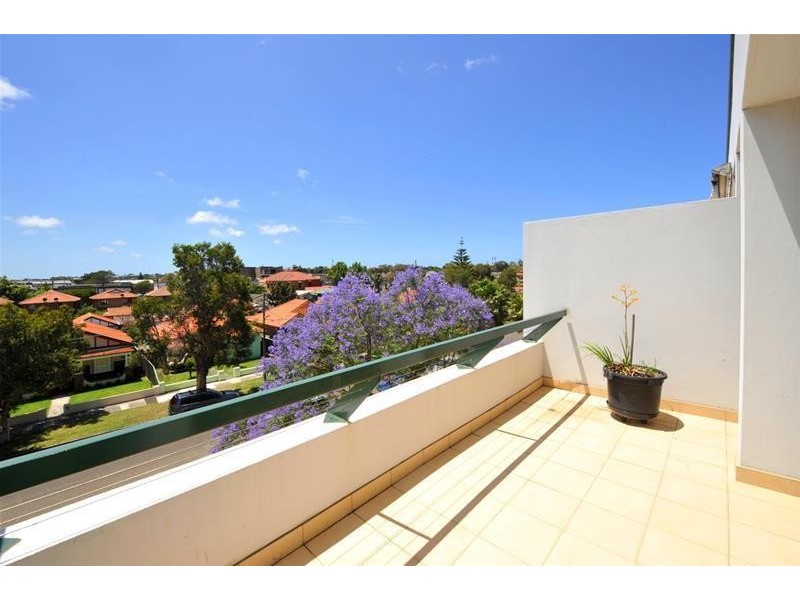 2/23 Anniversary Street, Botany NSW 2019