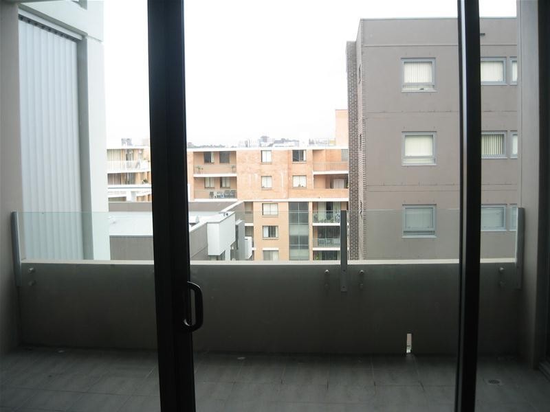 606/1 Bruce Bennett Place, Maroubra NSW 2035