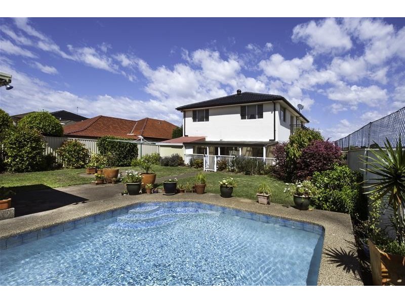 1 Cowper Avenue, Pagewood NSW 2035