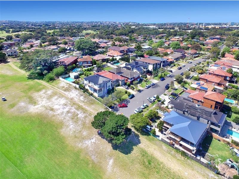 1 Cowper Avenue, Pagewood NSW 2035