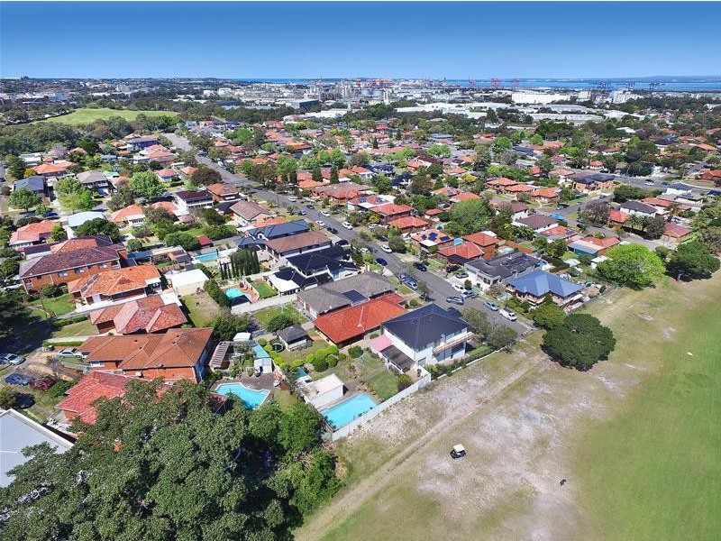 1 Cowper Avenue, Pagewood NSW 2035