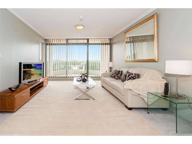 902/3 Black Lion Place, Kensington NSW 2033