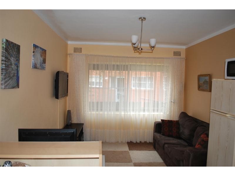 1/2 Elliot Place, Hillsdale NSW 2036