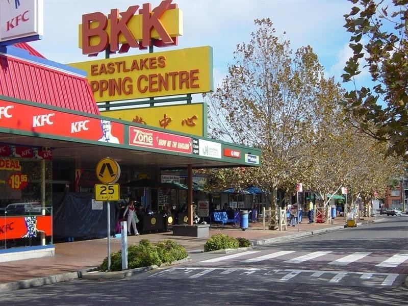 2/10 Helena Parade, Eastlakes NSW 2018