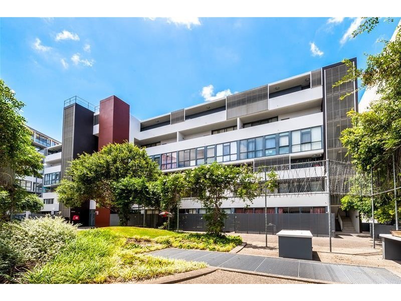 31/7 Victoria Park Parade, Zetland NSW 2017