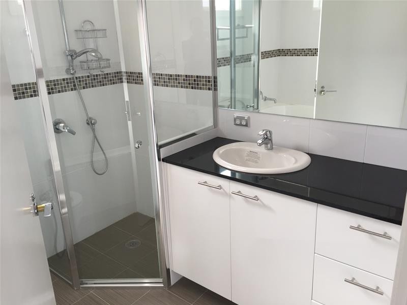 18 Brompton Road, Kensington NSW 2033