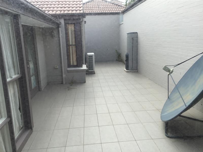 18 Brompton Road, Kensington NSW 2033