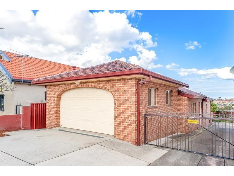 4 Carlton Street, Arncliffe NSW 2205