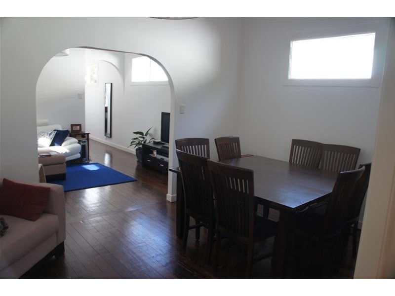 12 Hicks Avenue, Mascot NSW 2020