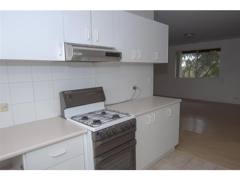 17/13-15 Grace Campbell Crescent, Hillsdale NSW 2036