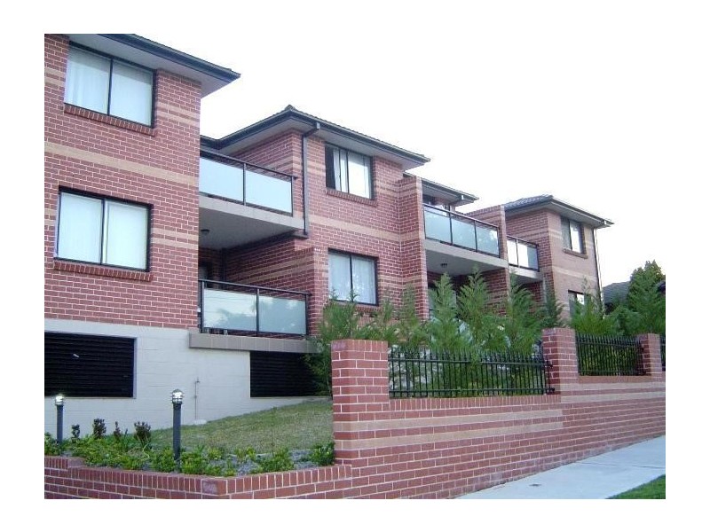 8/1-3 New Orleans Crescent, Maroubra NSW 2035