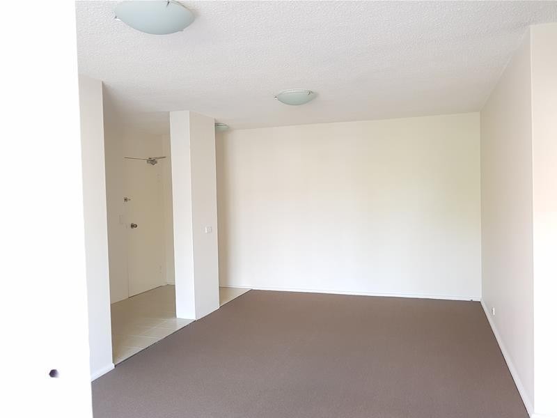 4/2 Hearne Close, Eastlakes NSW 2018