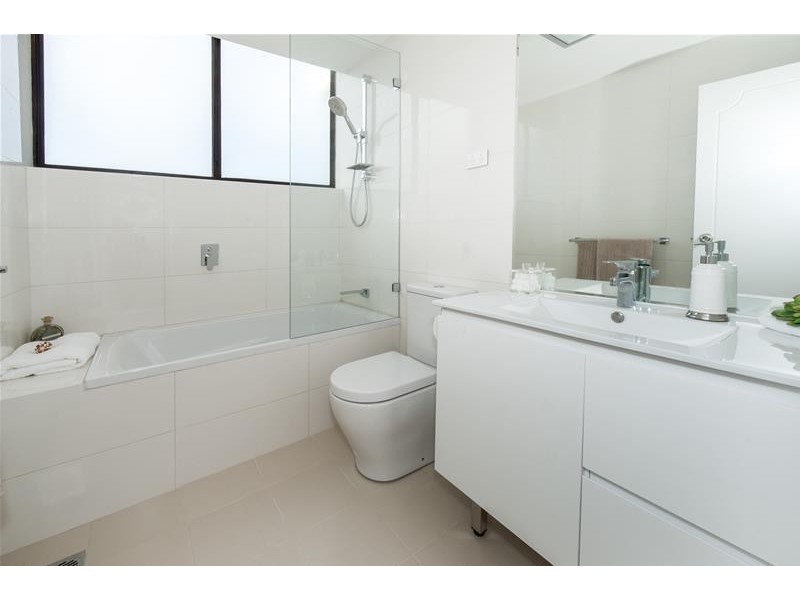 Brighton-le-sands NSW 2216