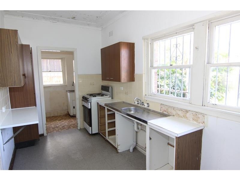 27 Monash Gardens, Pagewood NSW 2035