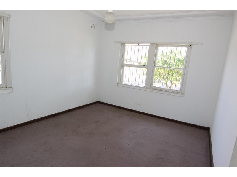 27 Monash Gardens, Pagewood NSW 2035