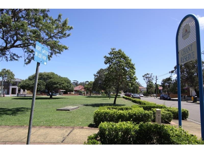 27 Monash Gardens, Pagewood NSW 2035