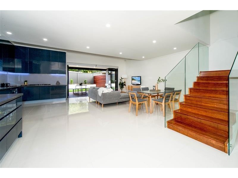 5A Dampier Street, Chifley NSW 2036