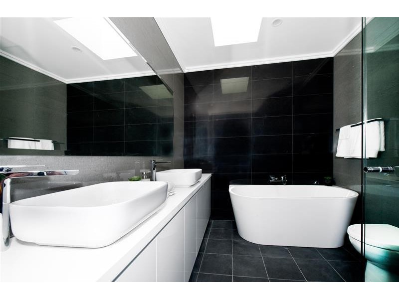 5A Dampier Street, Chifley NSW 2036