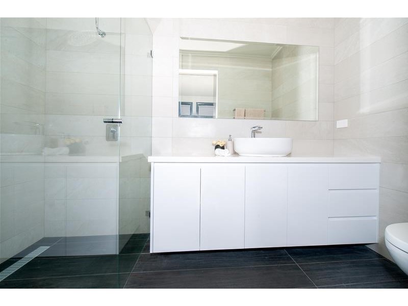 5A Dampier Street, Chifley NSW 2036