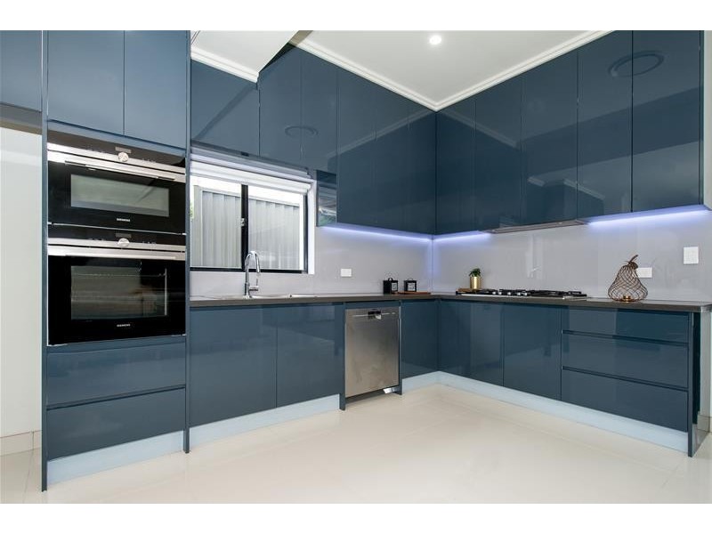 5A Dampier Street, Chifley NSW 2036