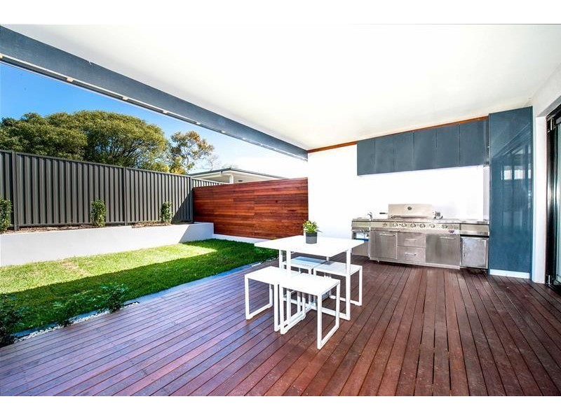 5A Dampier Street, Chifley NSW 2036