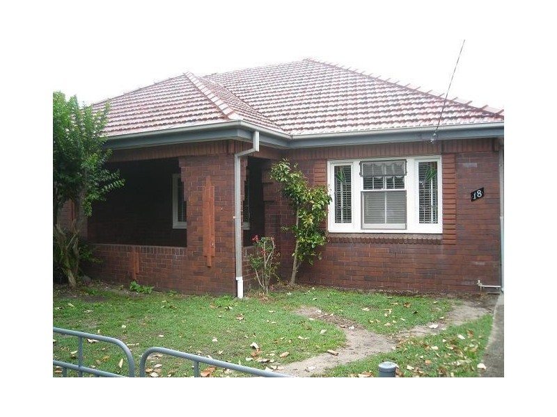 18 Ian Street, Maroubra NSW 2035