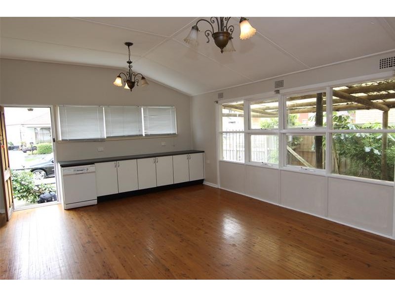 9 Tasman Street, Phillip Bay NSW 2036