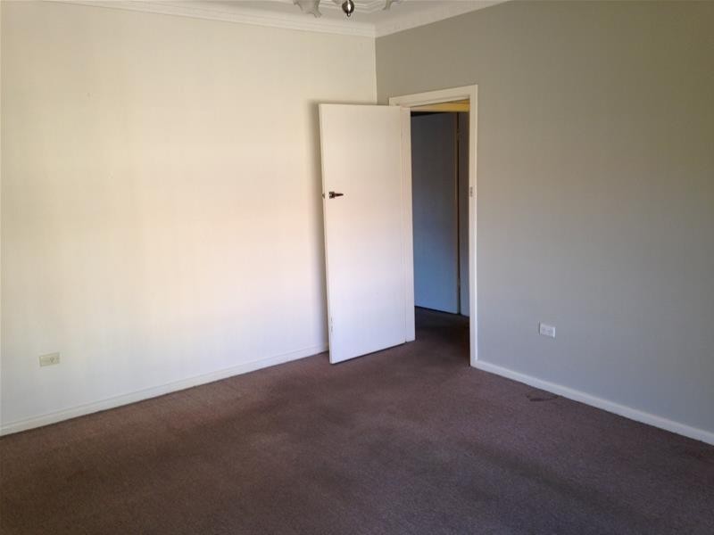 2 Turon Avenue, Kingsgrove NSW 2208