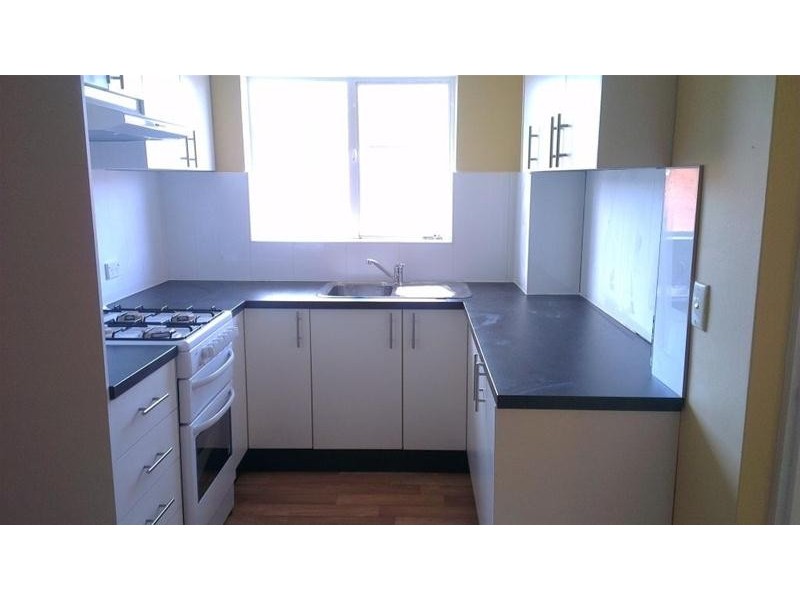 11/6 Barber Avenue, Eastlakes NSW 2018