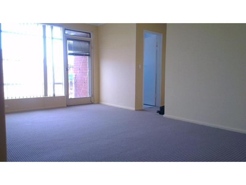 11/6 Barber Avenue, Eastlakes NSW 2018