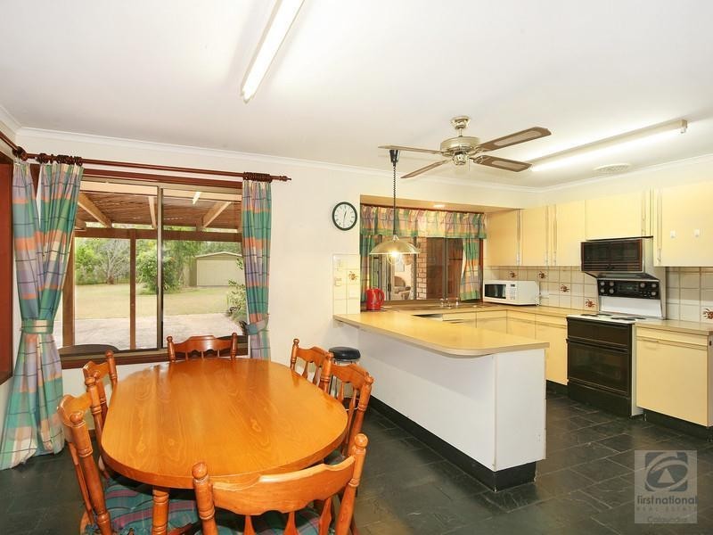 9  Koala Court, Little Mountain QLD 4551