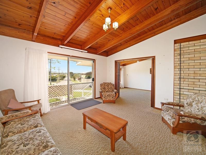 6 Ikara Street, Battery Hill QLD 4551